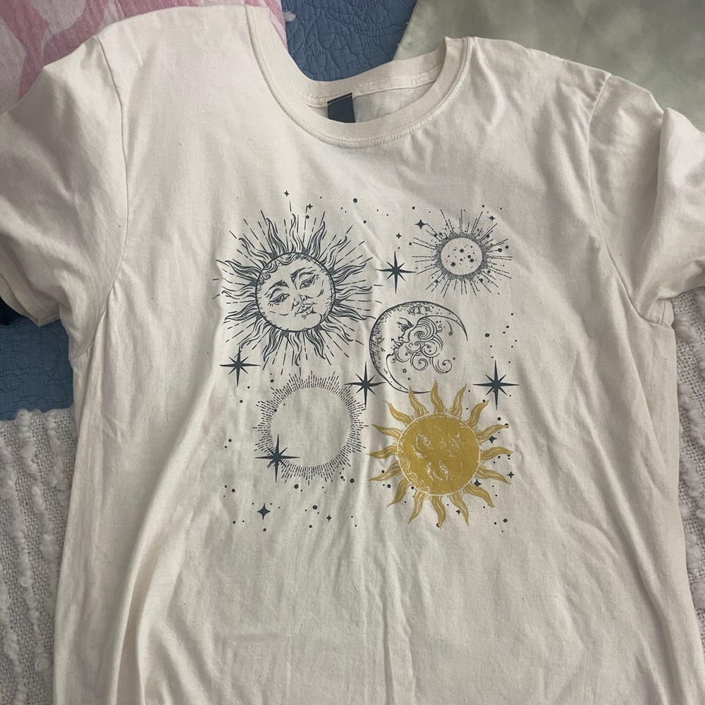 Boutique oversized graphic tee